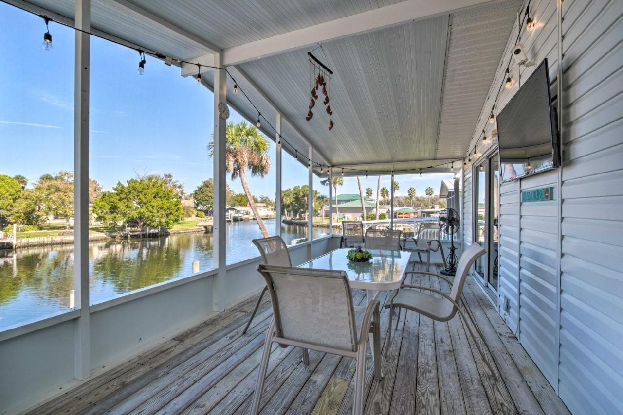 Retreat On The River With Boat Dock, Porch, And Grill! Хомосаса Екстериор снимка