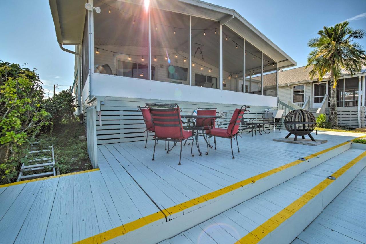 Retreat On The River With Boat Dock, Porch, And Grill! Хомосаса Екстериор снимка